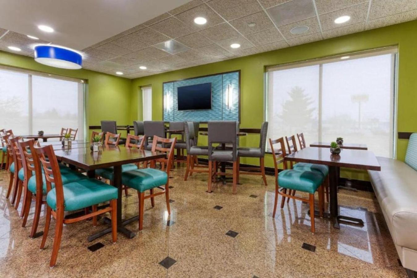 Drury Inn&Suites St. Louis Fenton Buitenkant foto