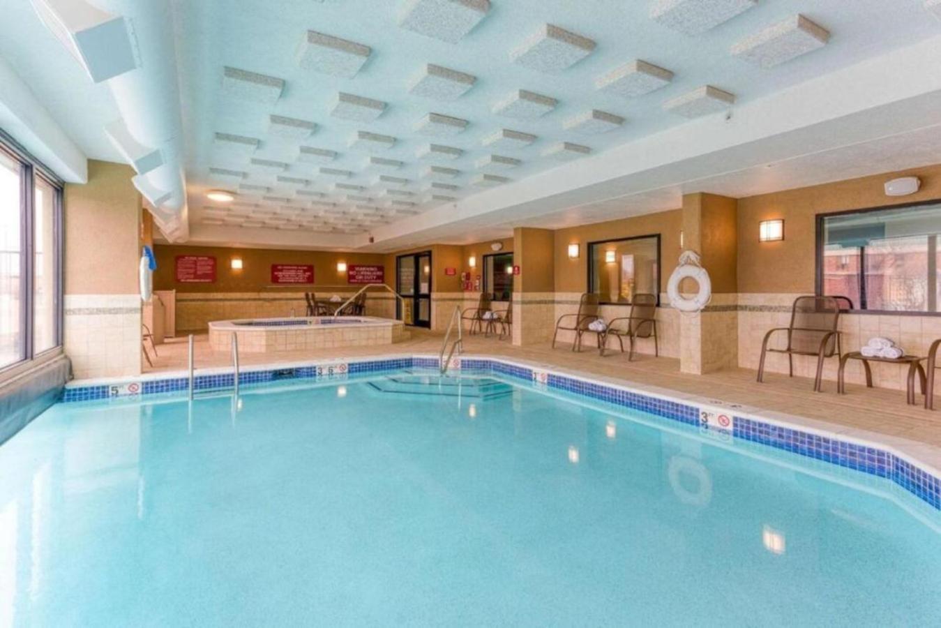 Drury Inn&Suites St. Louis Fenton Buitenkant foto