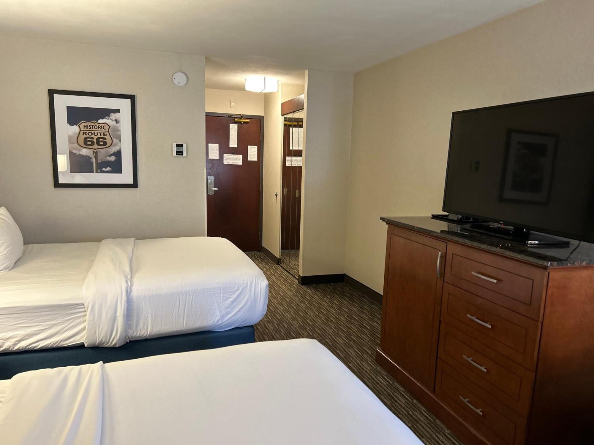 Drury Inn&Suites St. Louis Fenton Buitenkant foto