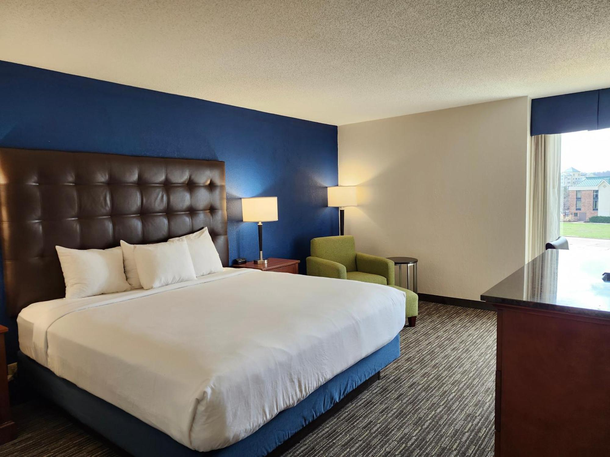 Drury Inn&Suites St. Louis Fenton Buitenkant foto