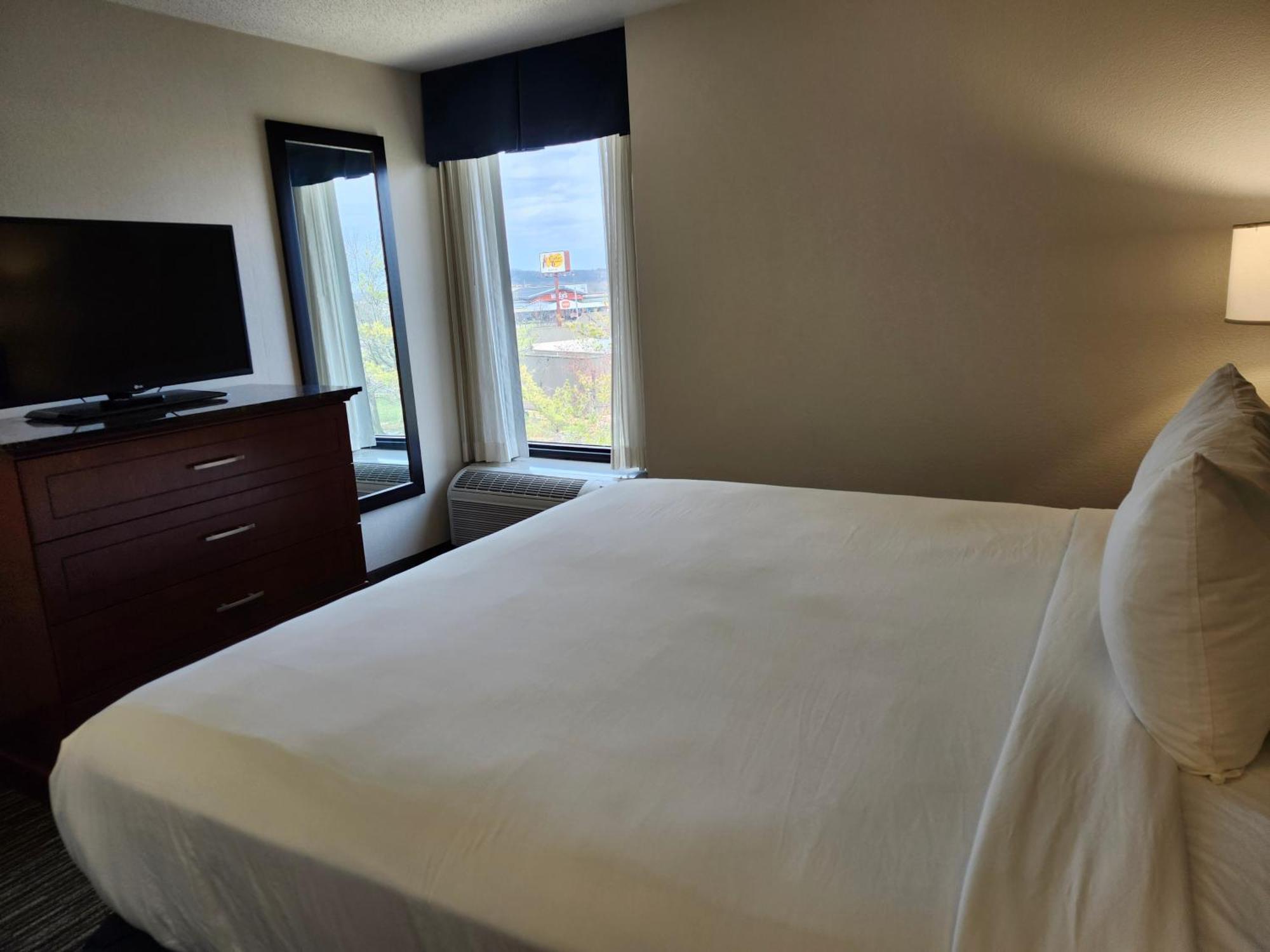 Drury Inn&Suites St. Louis Fenton Buitenkant foto